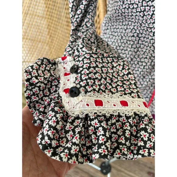Vintage 1970s Floral Cotton Ruffle Western Shirt Black Red Size Small - Picture 3 of 11